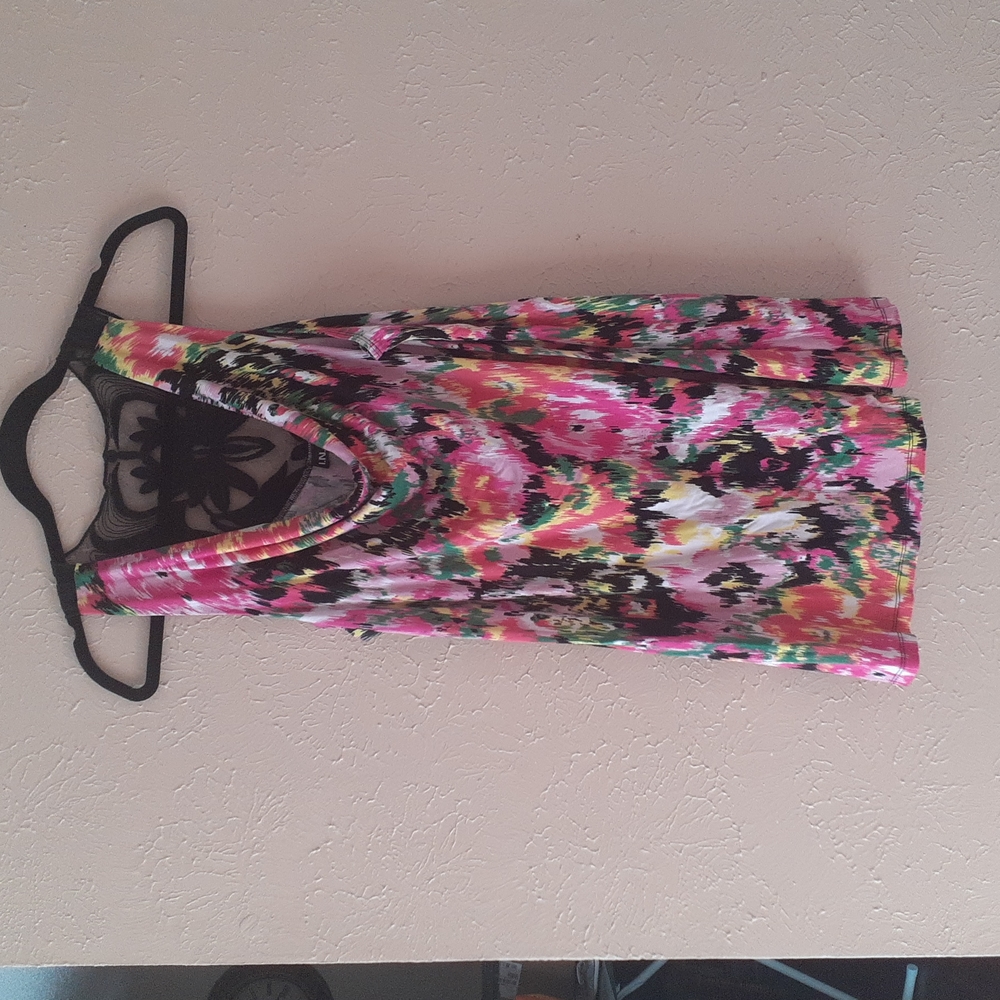I.N. Studio womens blouse size (L) multi hues of black/pink beautiful💖